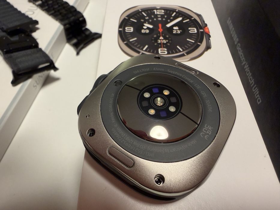 Samsung Galaxy Watch Ultra 2025 + extras Novo!!!