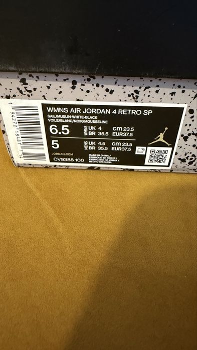 Air Jordan  4 Off-White Sail   r37,5