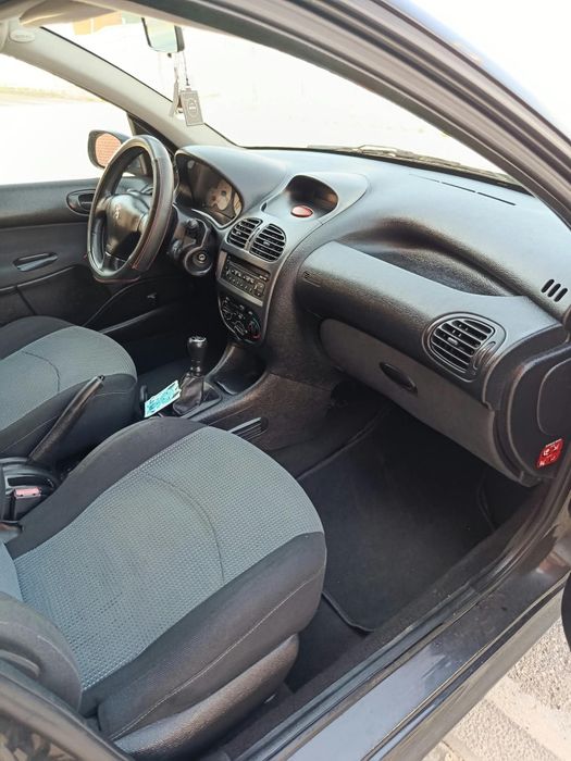 Peugeot sw 1.4 HDi 2004 — photo 4