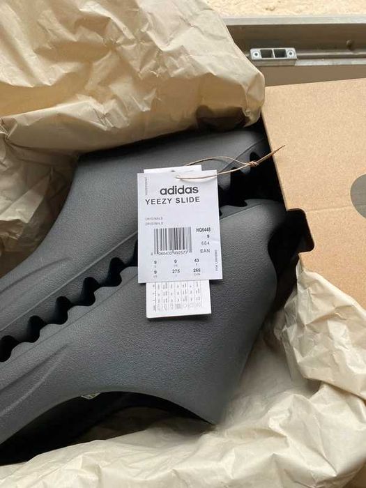 adidas Yeezy Slide Onyx R.37