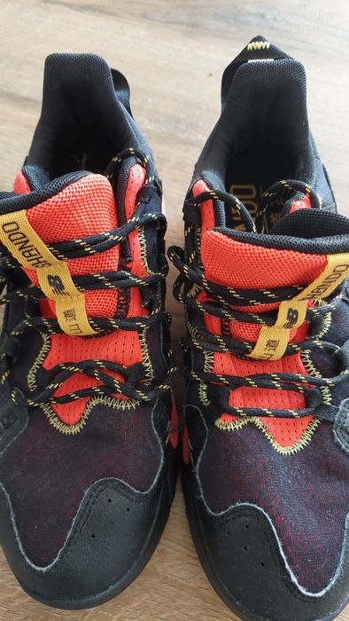 Buty sportowe nr  41,5