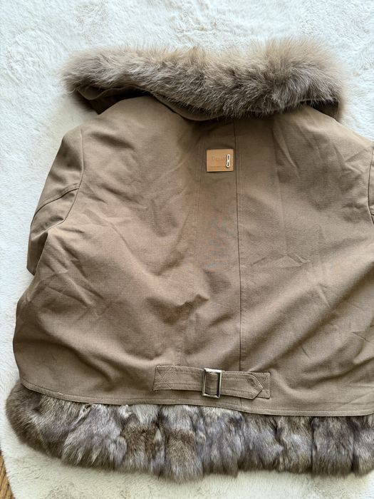 Sprzedam kurtkę typu parka.