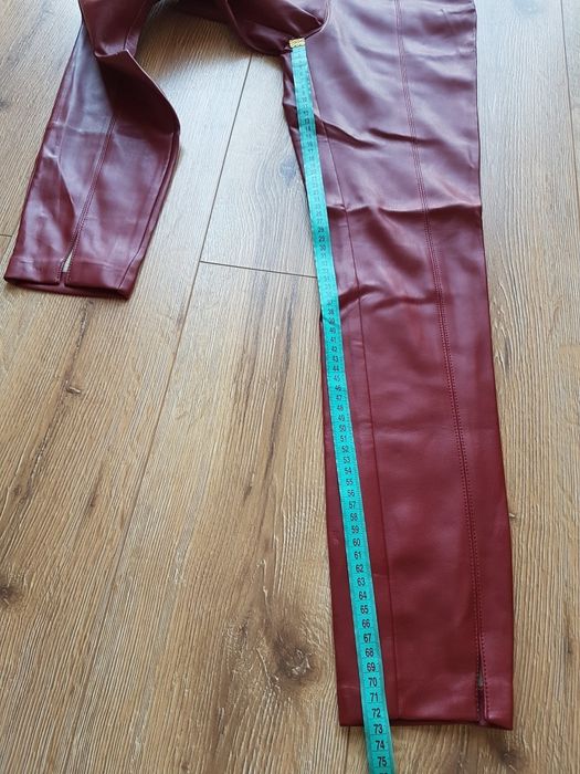 M 38 ZARA wąskie leginsy spodnie z wysokim stanem lateksowe skóra ekol