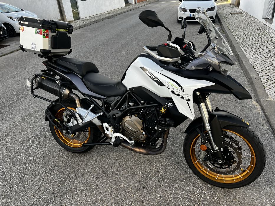 Qjmotor 700x na garantia ate 2028