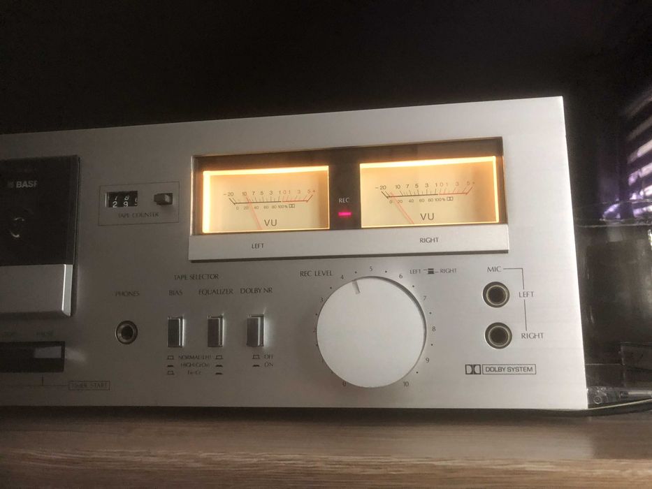 Magnetofon Sansui D-90 super stan