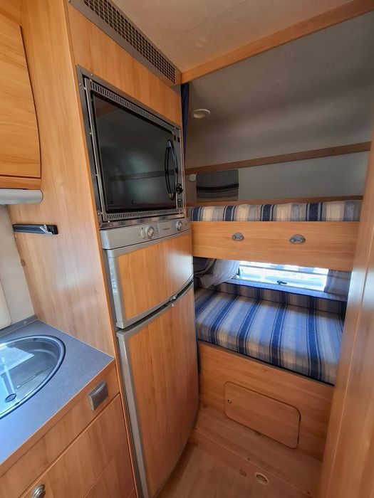 Autocaravana  Fiat Adria 5 lugares viagem/6 dormidas 2.3 Multijet - 2010