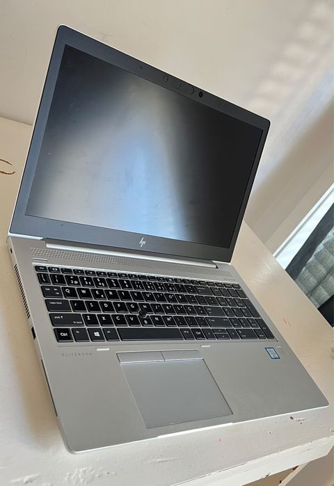 Portátil HP EB850 G6 core i5  8gb 240 ssd