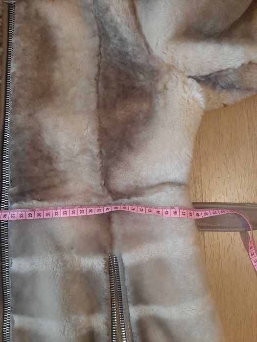 Жіноча шуба з мутона