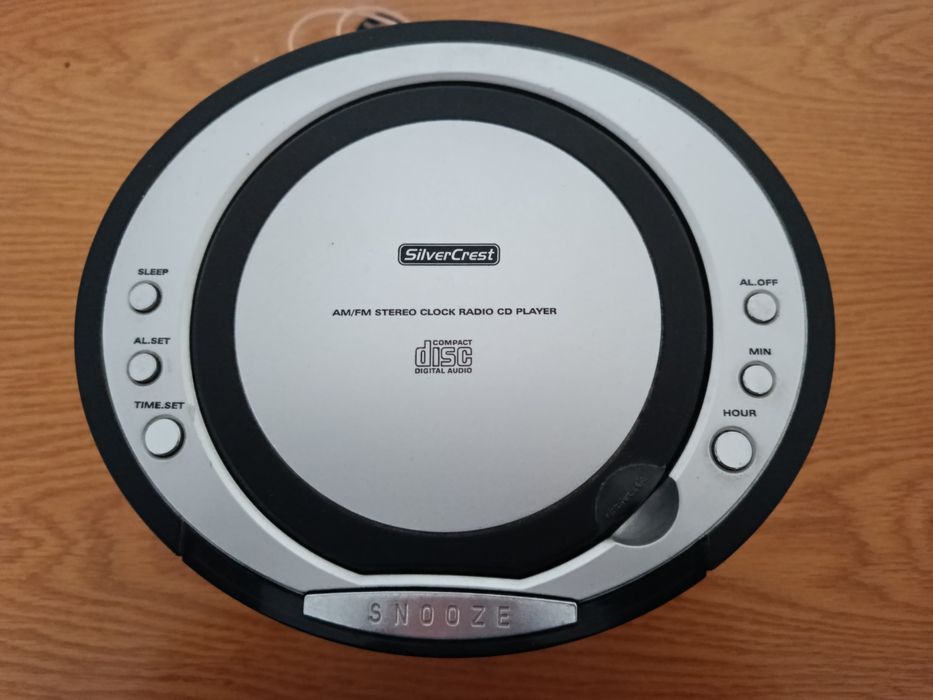 Radio, relógio, despertador e leitor de CDs