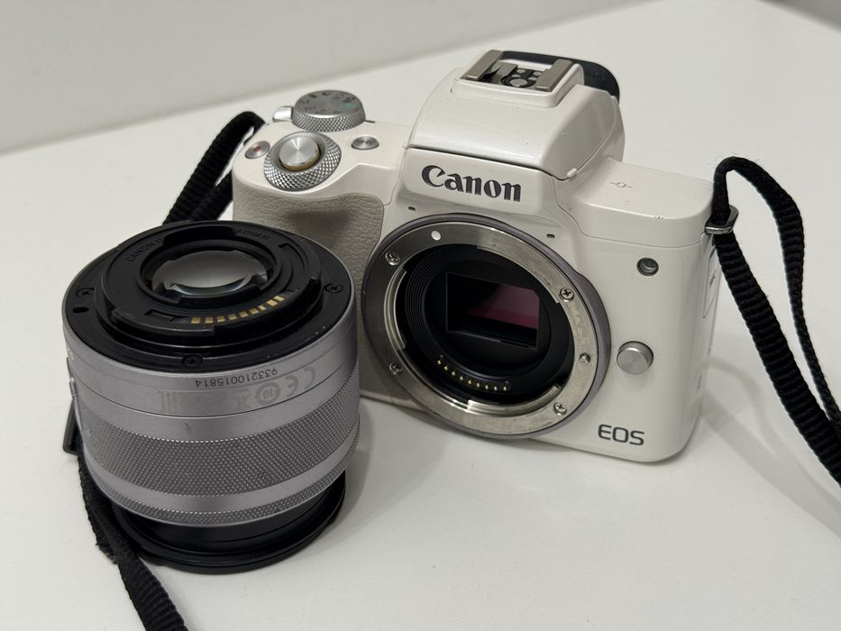 Canon Eos M50 EF-M 15-45mm