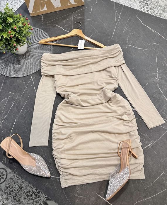 Нова сукня в сітку Zara