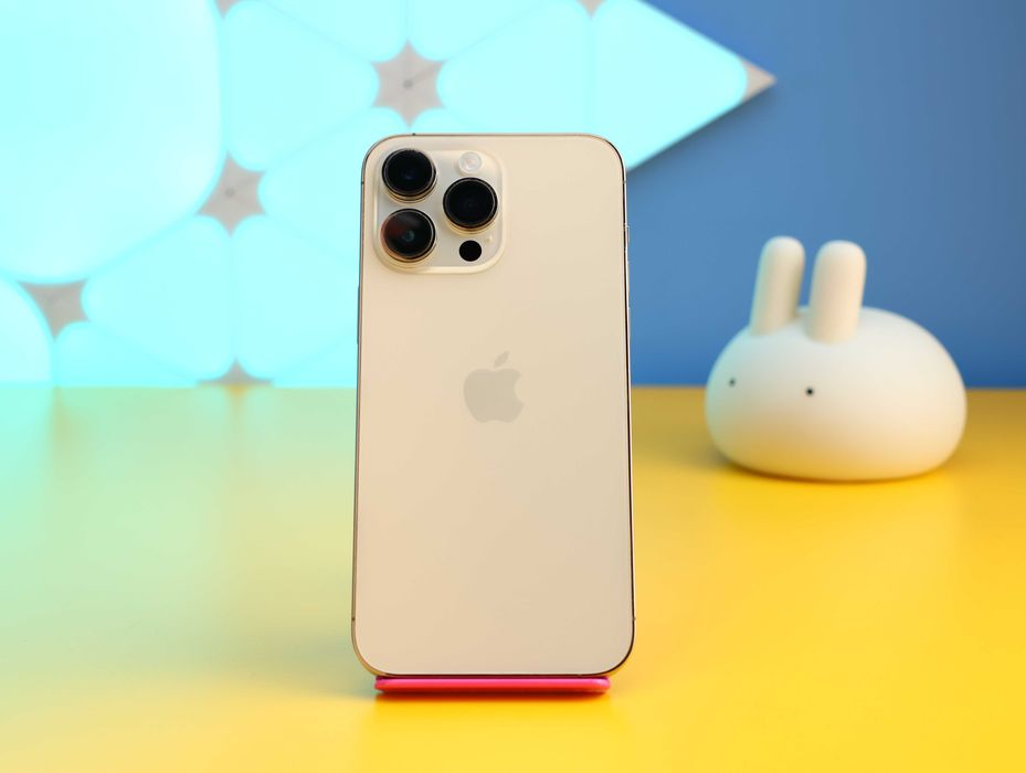 Смартфон Apple iPhone 14 Pro Max 128GB Gold (154896) Б/У З ГАРАНТІЄЮ