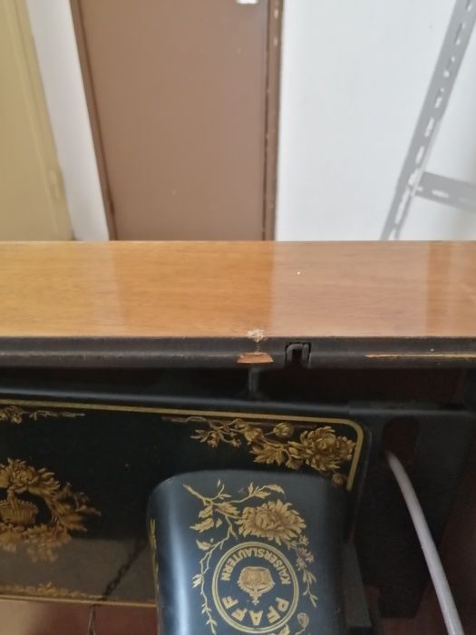 Máquina de costura centenária PFAFF 30/31