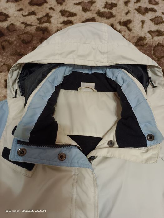 Спортивная термо курточка .