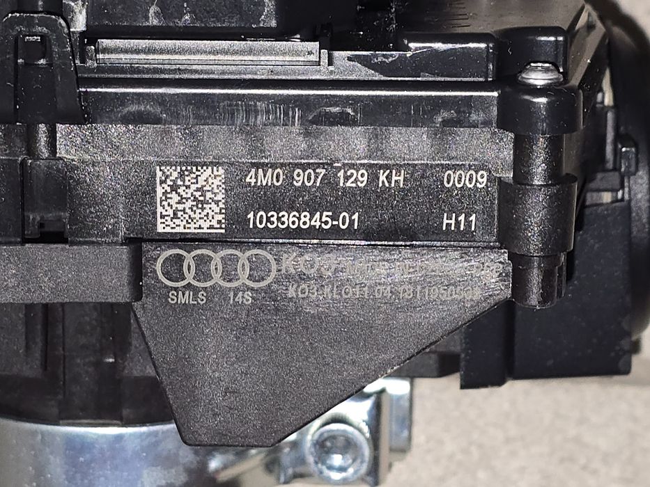 Przełączniki kierownicy Manetki Taśma Airbag Audi A4 A6 A7 A8 Q7