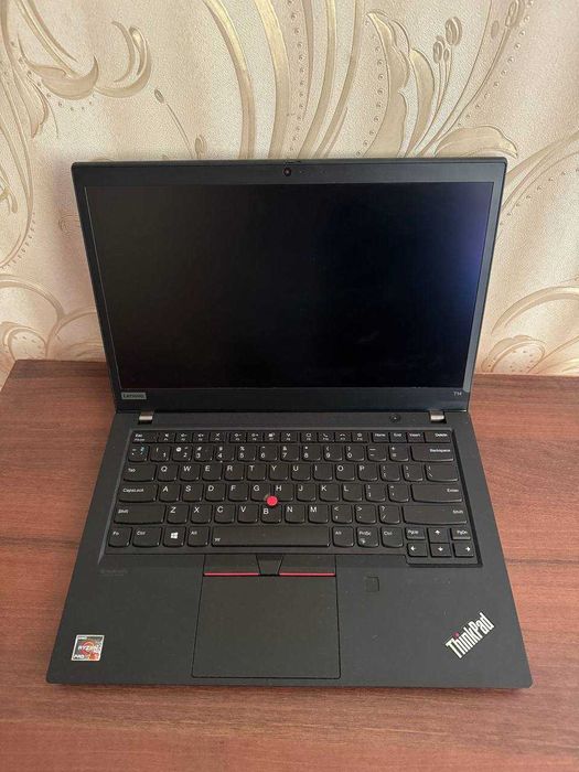 Lenovo ThinkPad T14 Gen 1 AMD Ryzen 5 Pro 4650U / 16GB / SSD