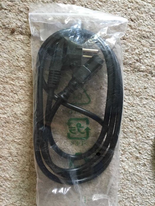 Силовой провод для ПК и монитора