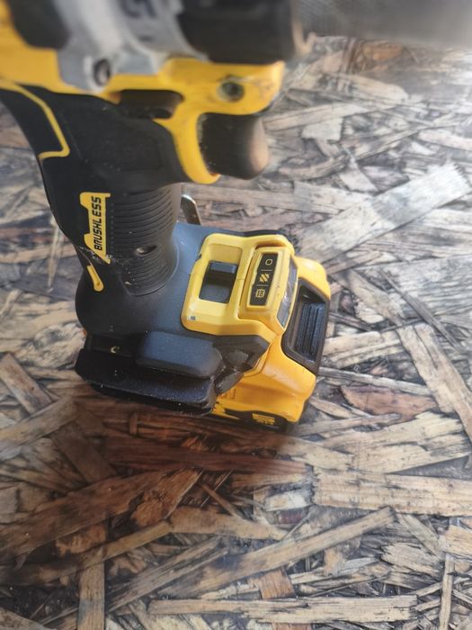 Wkrętarka DeWalt dcd 800p1