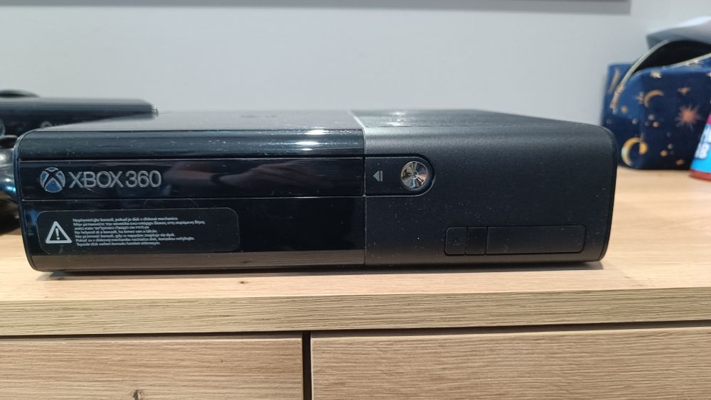 Konsola Xbox 360 + zasilacz