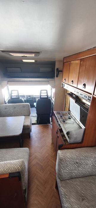 Autocaravana Peugeot 1.9 td 5 lugares de livrete