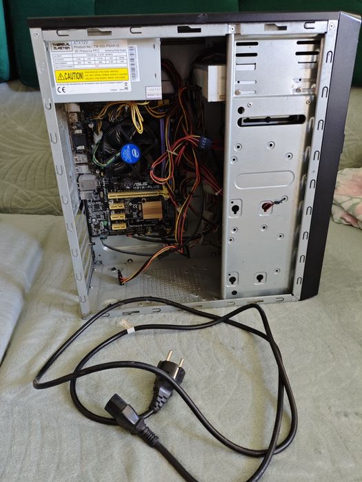 Komputer stacjonarny