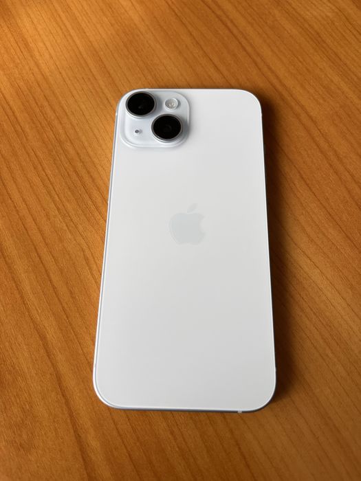 iPhone 15 em otimo estado