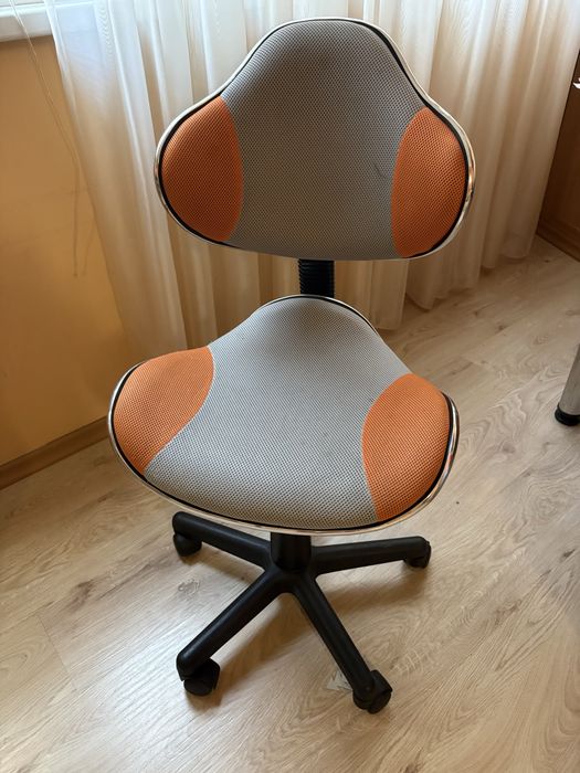 Детское ортопедическое кресло FunDesk LST3 Orange-Grey / Стул для школьника