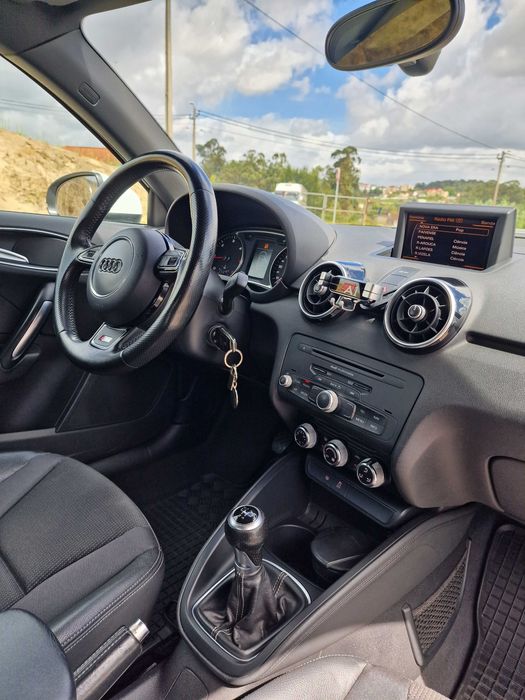 Audi A1 tdi S LINE