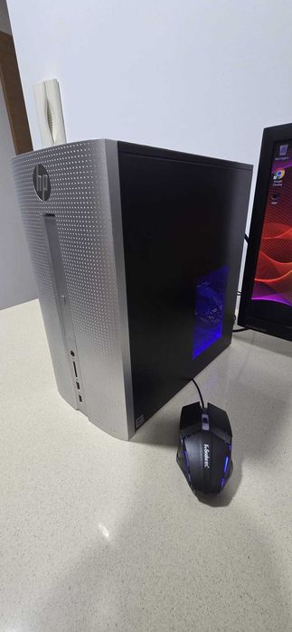 Computador AMD com Monitor HP Pro de 20 polegadas/ SSD/ Windows/ Office