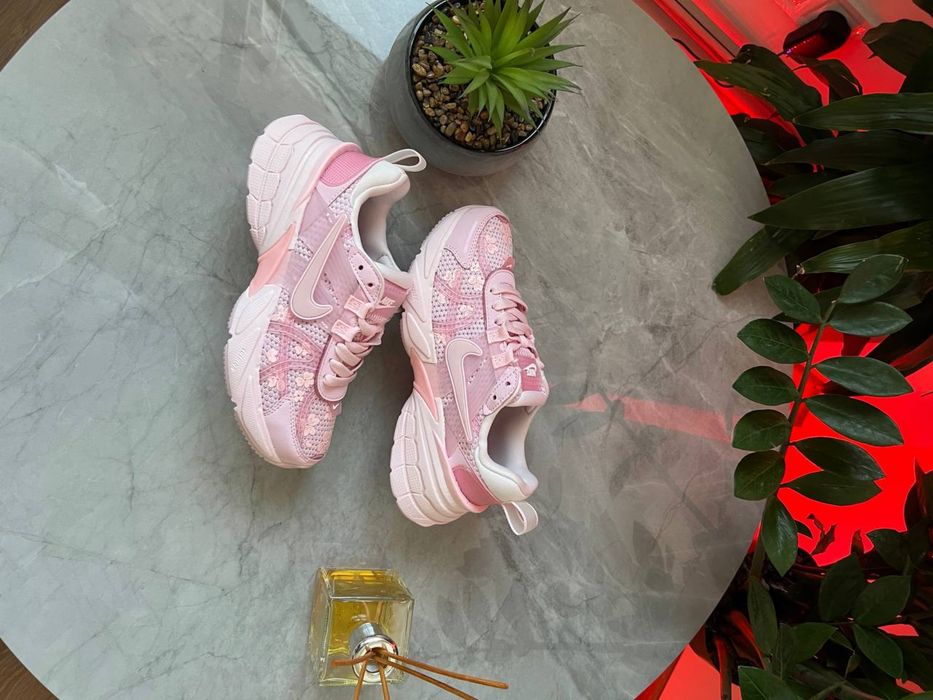 Nike Runtekk V2K  Pink Flowers, Найки