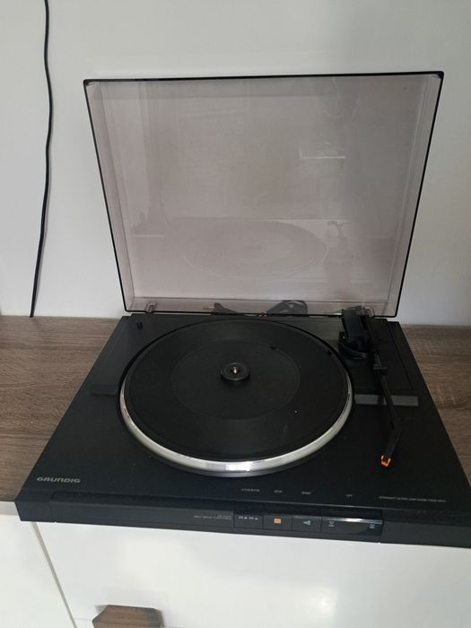 Gramofon Grundig PS 4200