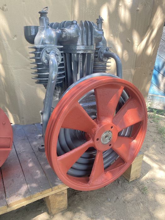 Коспрессор компрессор ГСВ 0.6/12