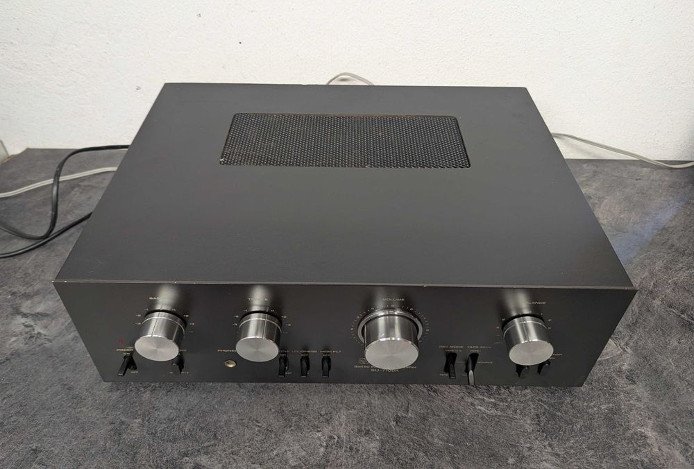 Стерео підсилювач TECHNICS SU-7100K.