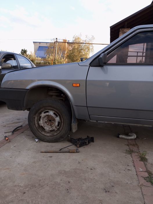 Продам запчасть на Ваз21099