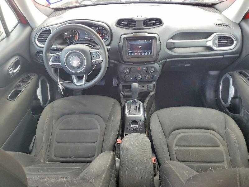 Кросовер Jeep Renegade Latitude