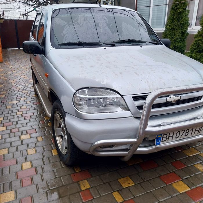 Продам  машину на ходу