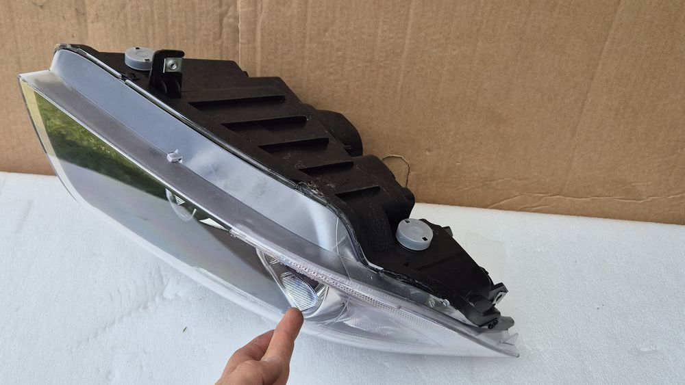 Reflektor Lampa  Bmw 3 e90 e91 2004-2008 R