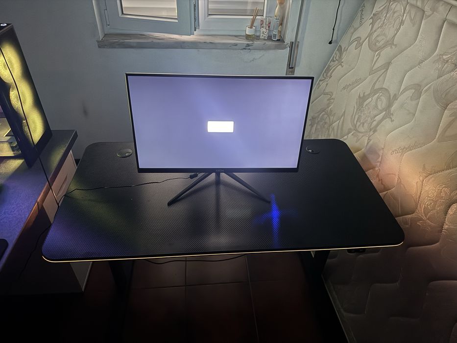 Monitor Krom Kertz RGB 23.8" LED FullHD 200Hz Compatível com G-Sync