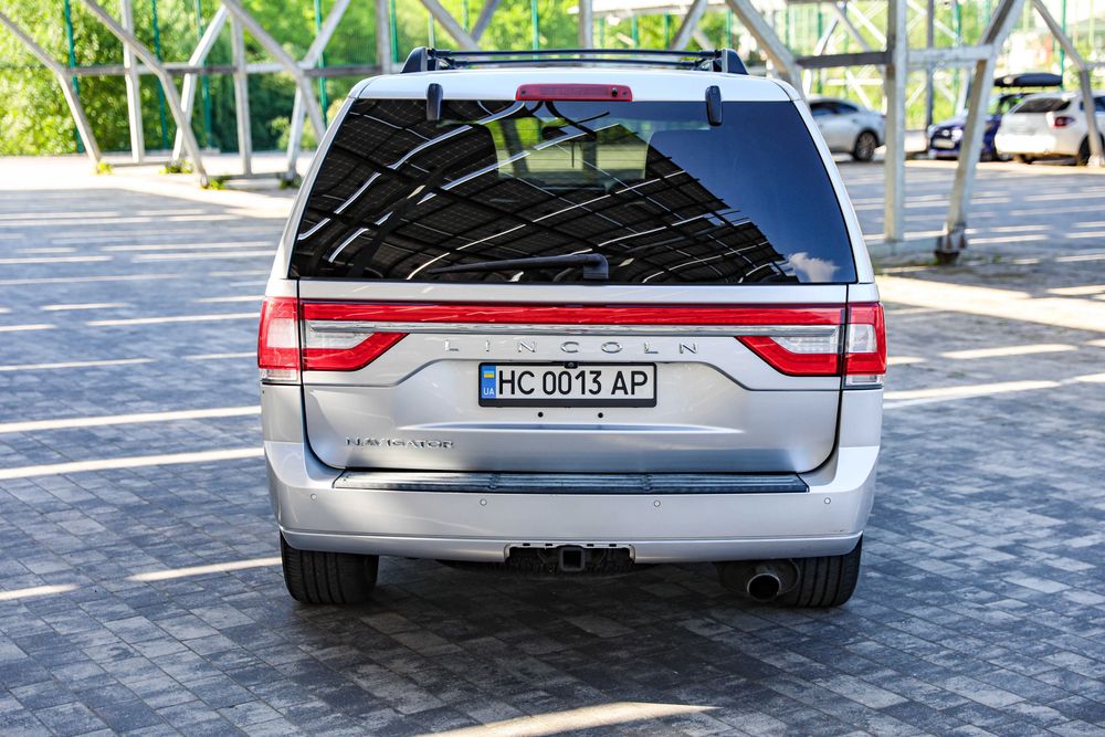 Lincoln Navigator 2016 VIN 5LMJJ2JTXHEL00836 фото оголошення 4 з 24