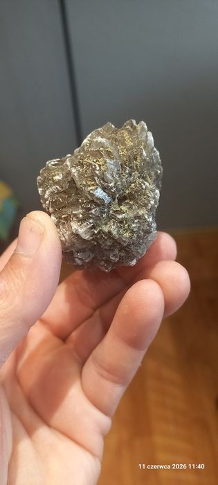 Minerały róża gipsu