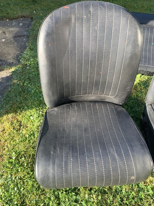 Komplet  foteli do fiata 126p,