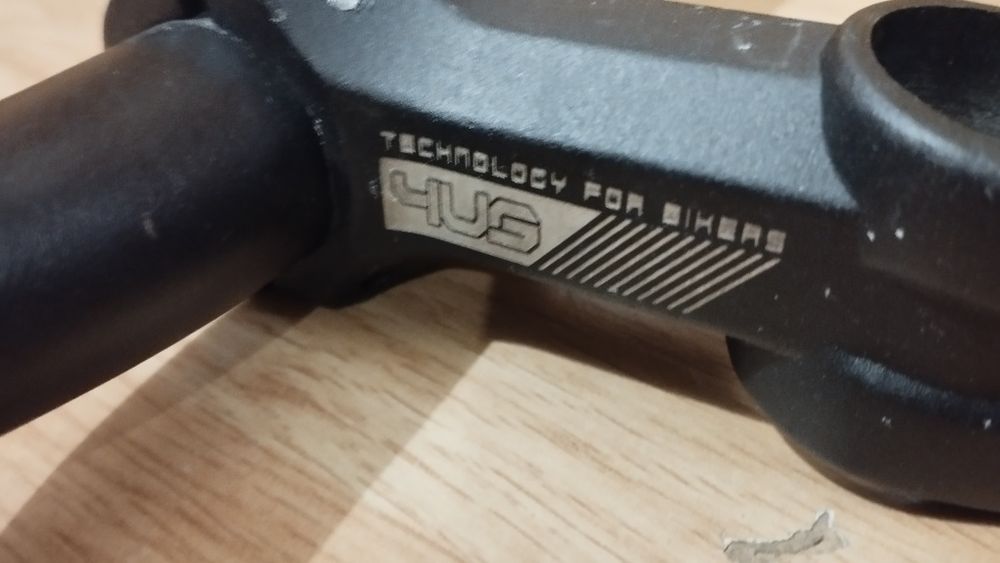 Kierownica MTB 685mm dirt plus mostek  85mm komplet