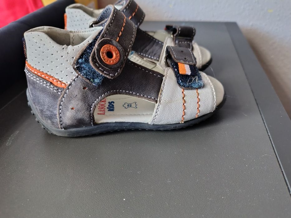 Sandałki dziecięce niemowlece