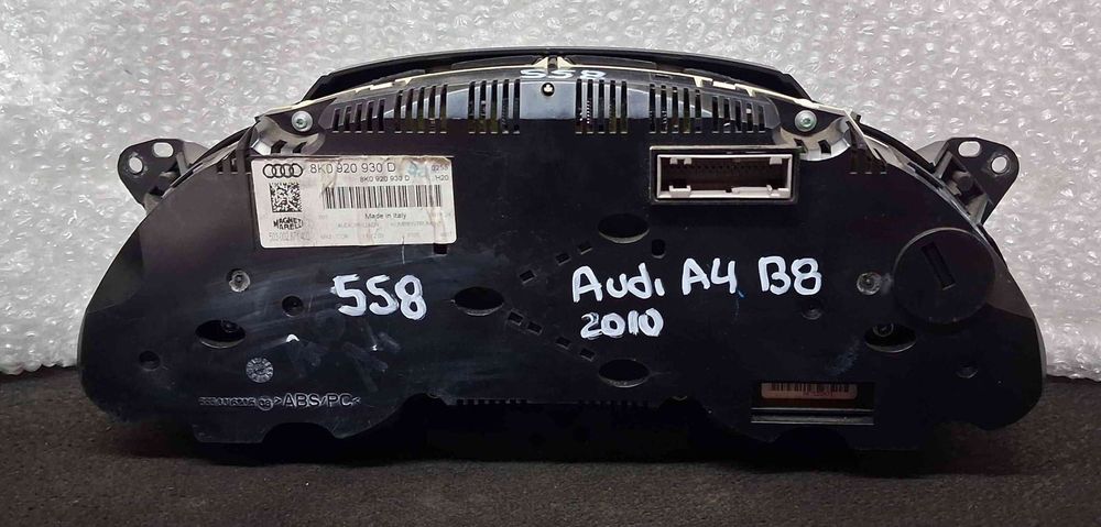 Quadrante / Painel de Instrumentos 8K0920930D - AUDI A4 B8