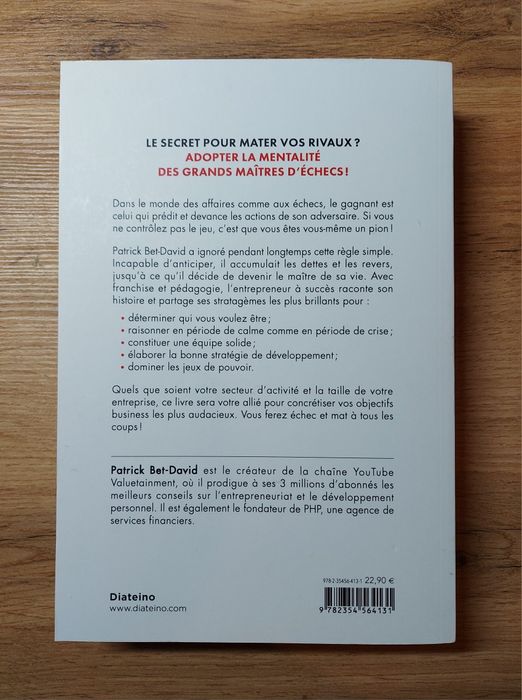 Książka "Cinq coups d'avance''