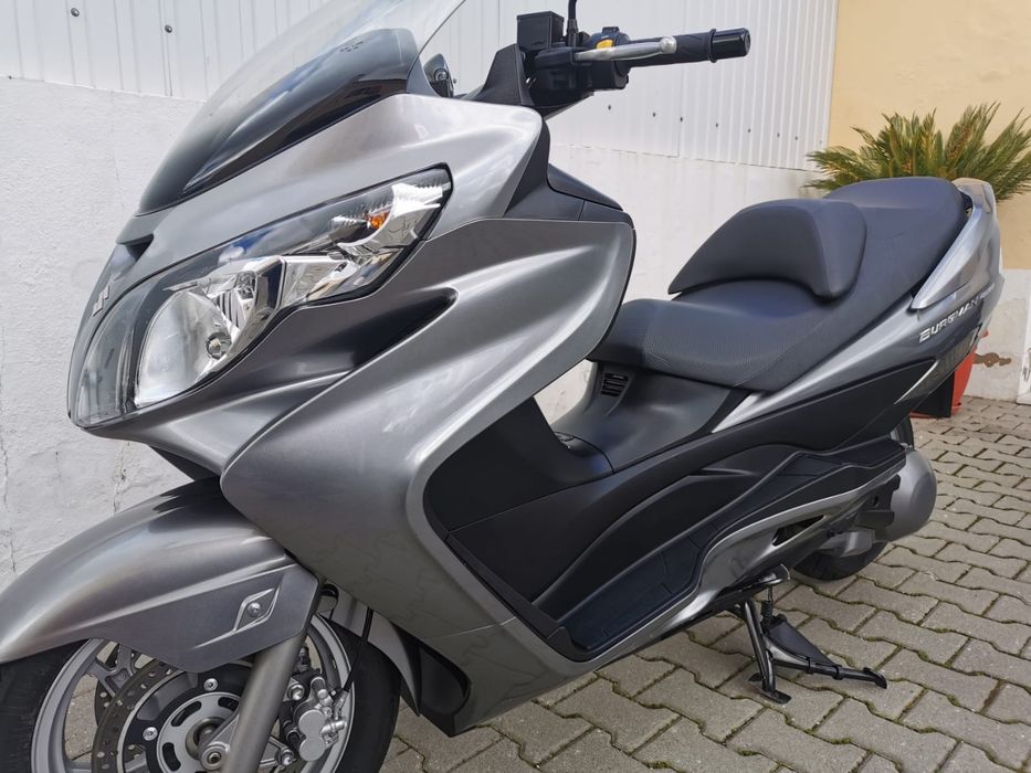 Suzuki Burgman 400