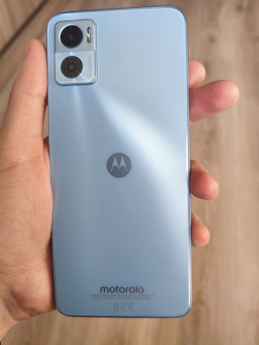 Motorola Moto E22 4/64 GB, bardzo dobry stan