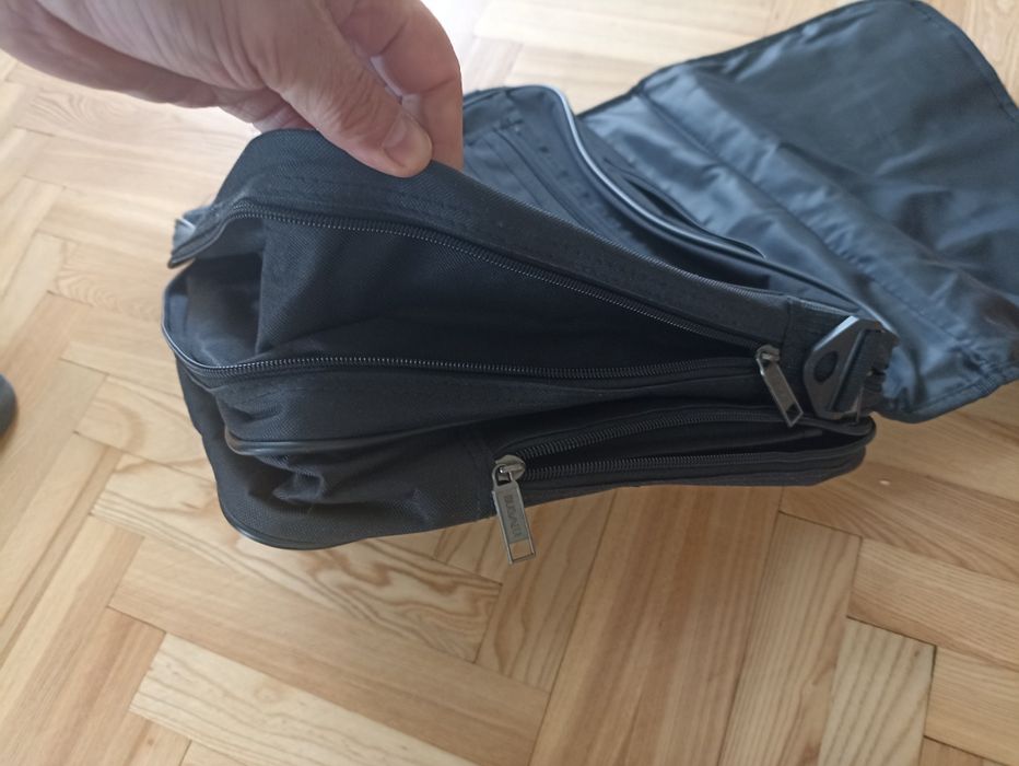 Torba na laptopa, aktówka, listonoszka Bugatti unisex