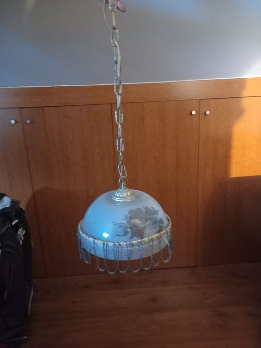 Candeeiro de teto de vidro pintado