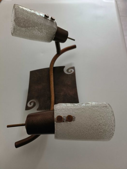 Foco 2 luzes de cor bronze